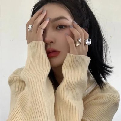 超级英雄女孩:星际游戏